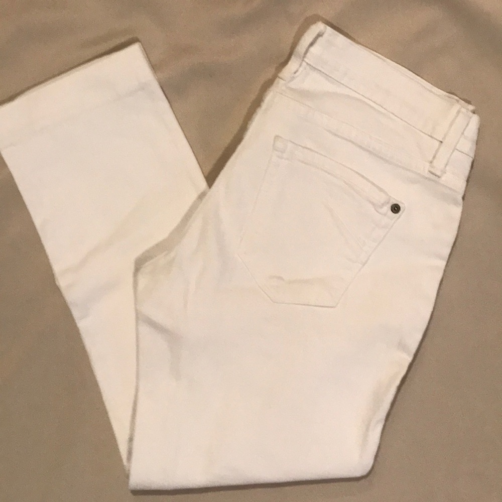 James Jeans Holly White Cropped Jeans NWOT